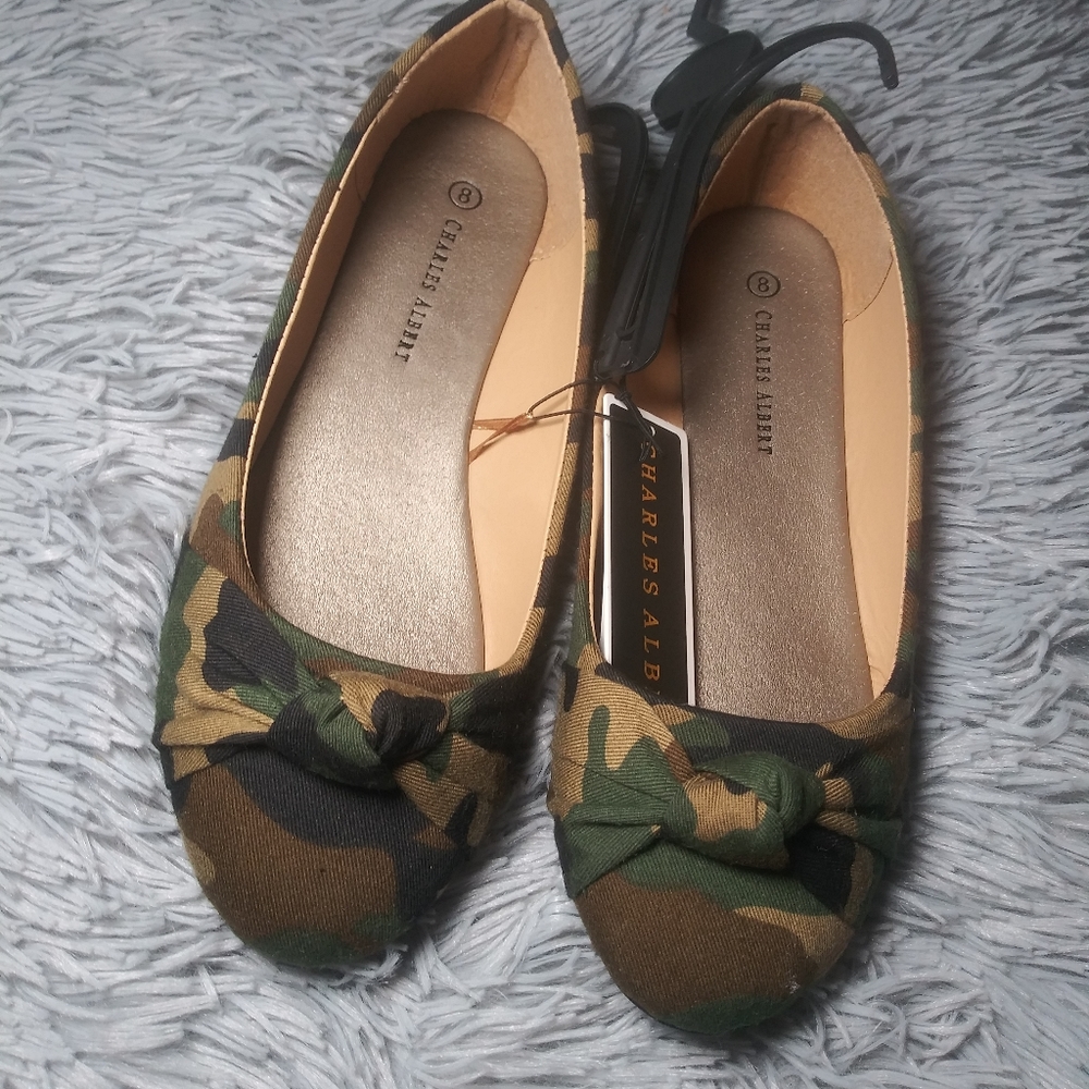 Camo flats